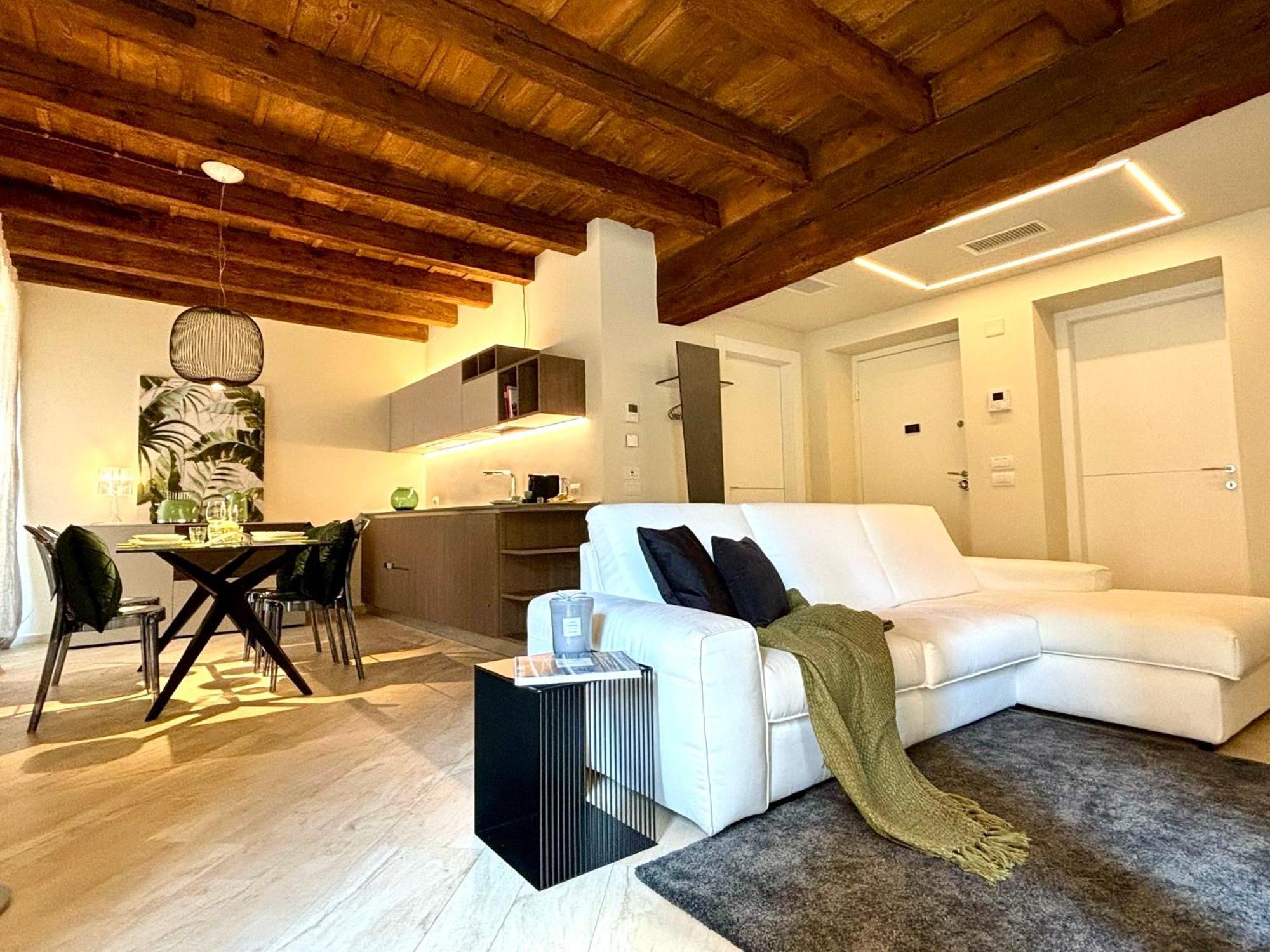 Noemi Apartment Verona Esterno foto